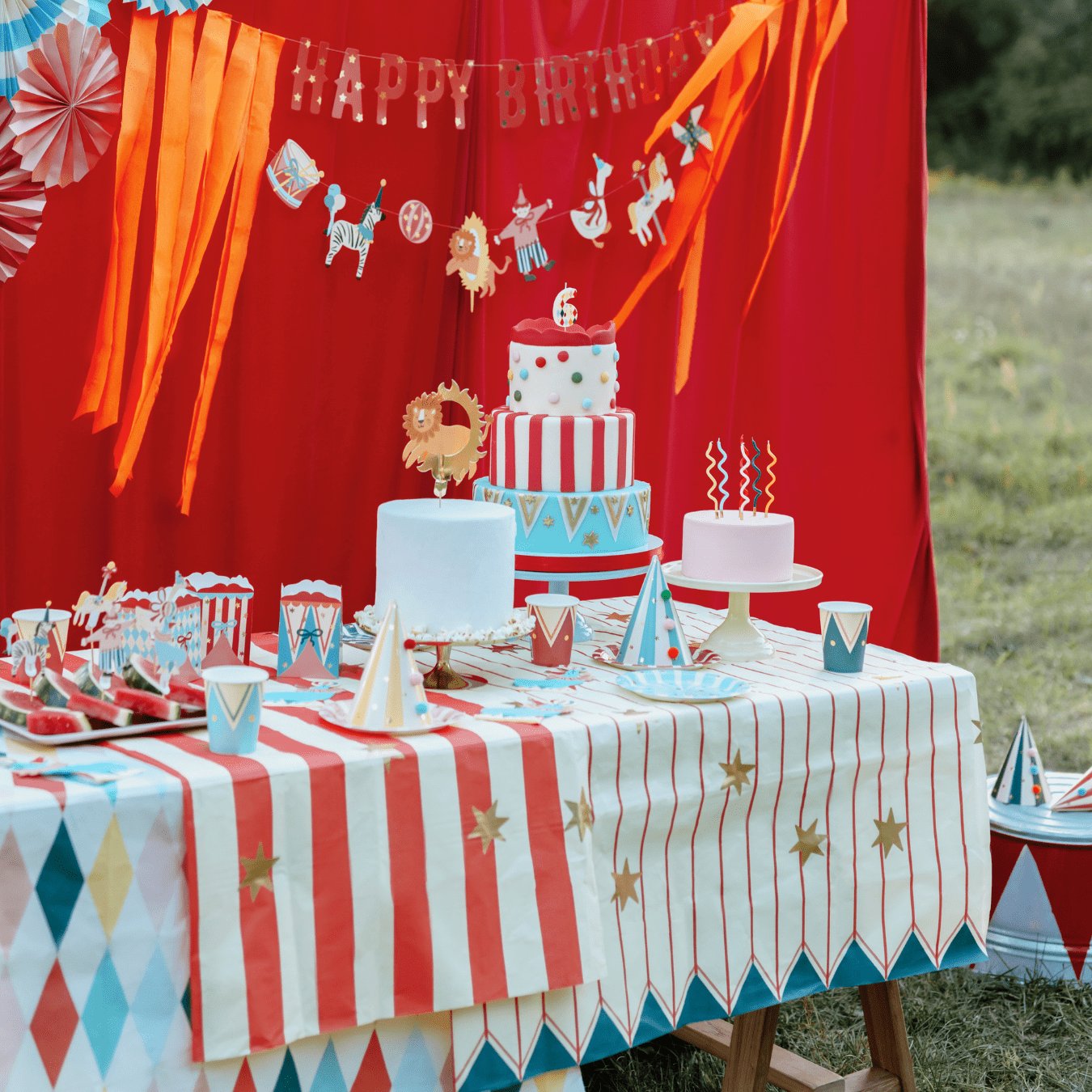Party Table Covers & Runners