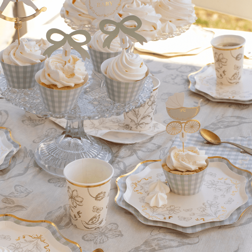 Beige & Gold Floral Paper Plates x 6 Disposable Plates Beige & Gold Floral Paper Plates x 6