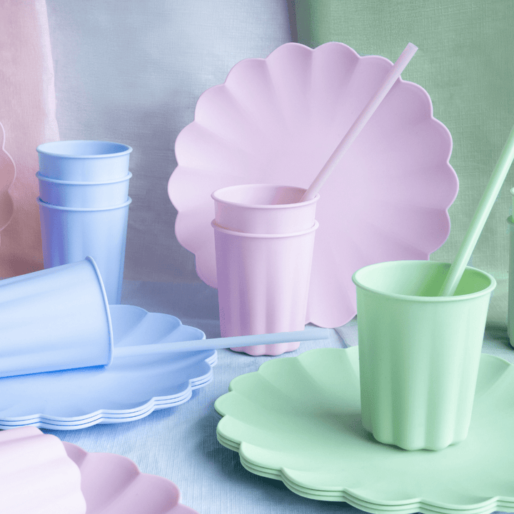 Light Violet Frill Plastic Party Cups x 4 - Eco Friendly Party party cups Light Violet Frill Plastic Party Cups x 4