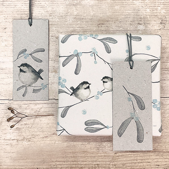 East of India Bird &amp; Berry Christmas Gift Tag - Mistletoe