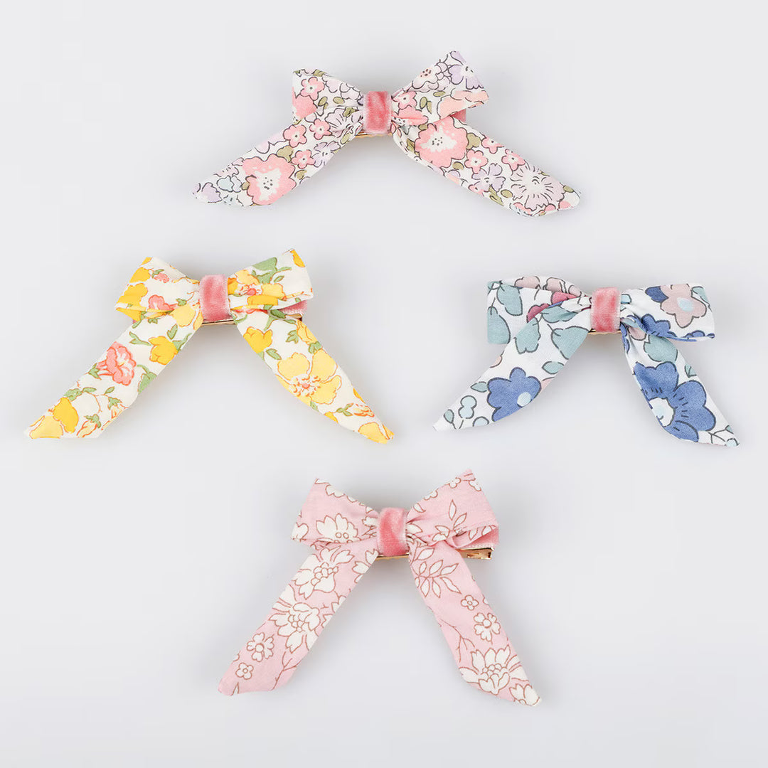 Liberty Print Floral Pattern Bow Hair Clips x 4 Hair Clips Liberty Print Floral Pattern Bow Hair Clips x 4