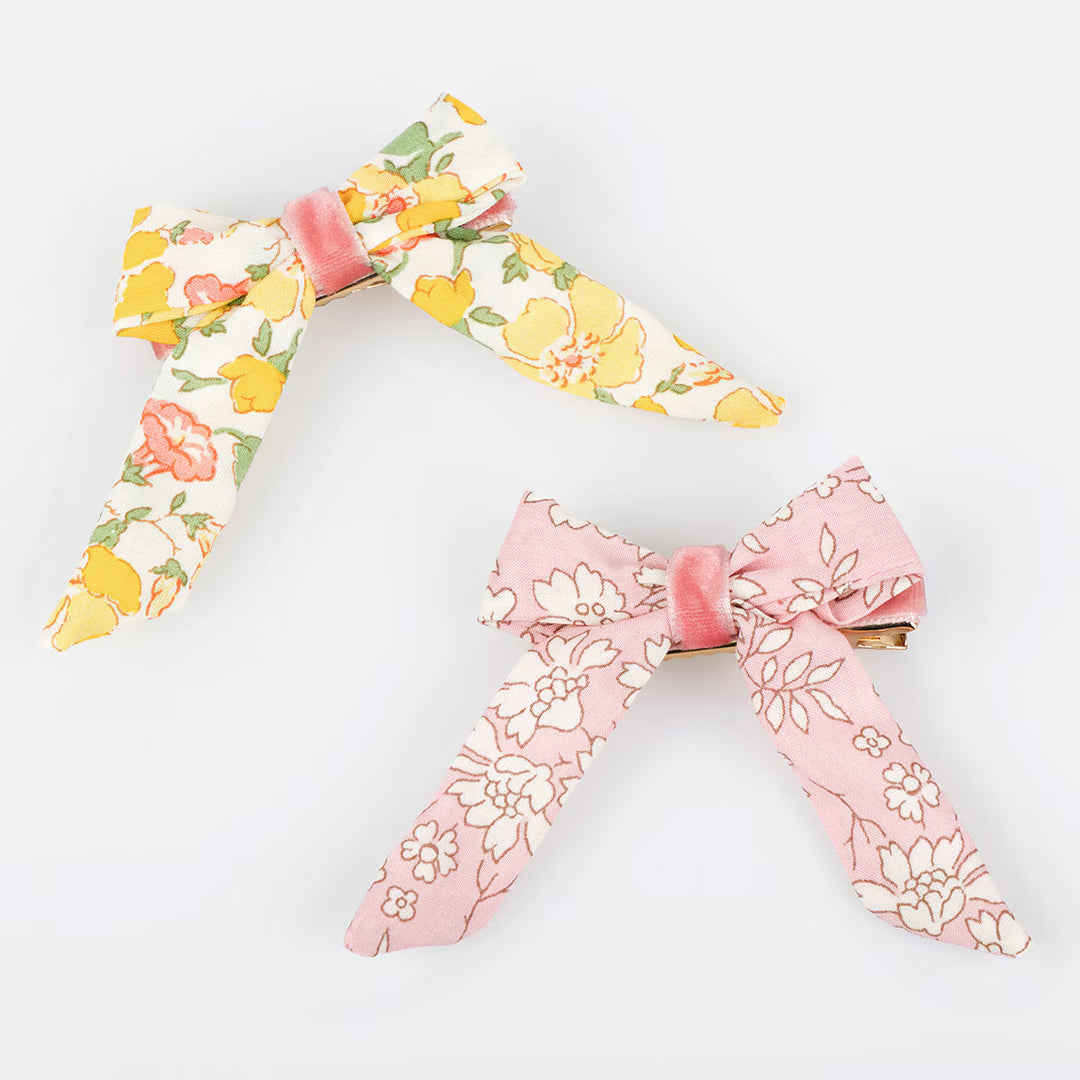 Liberty Print Floral Pattern Bow Hair Clips x 4 Hair Clips Liberty Print Floral Pattern Bow Hair Clips x 4