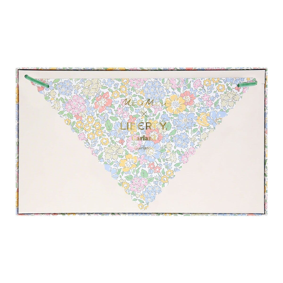Liberty Print Scallop Edge Party Garland