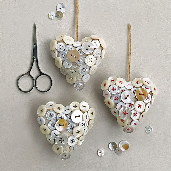 East of India Linen Button Heart - Grey