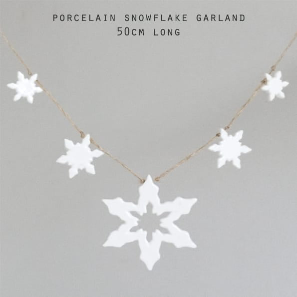 East of India Porcelain Snowflake Christmas Garland Garland East of India Porcelain Christmas Garland - Snowflakes