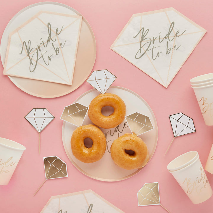 8 Pack Bride to Be Paper Plates | Hen Party Supplies UK Disposable Plates Bride to Be Hen Party Plates x 8