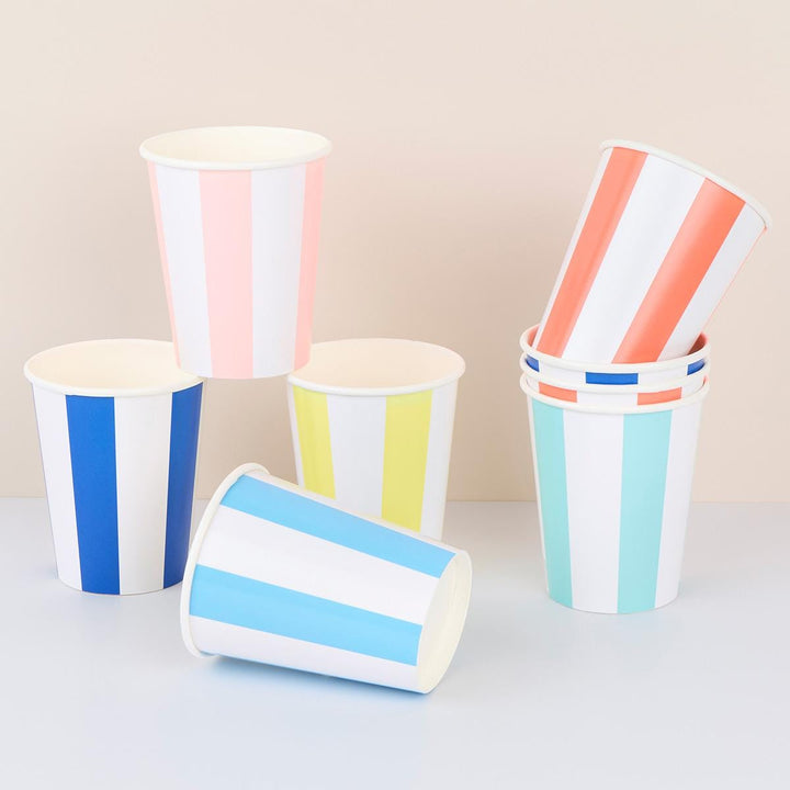 Beach Striped Party Cups x 8 | Summer Party Tableware UK Cups Beach Striped Party Cups x 8