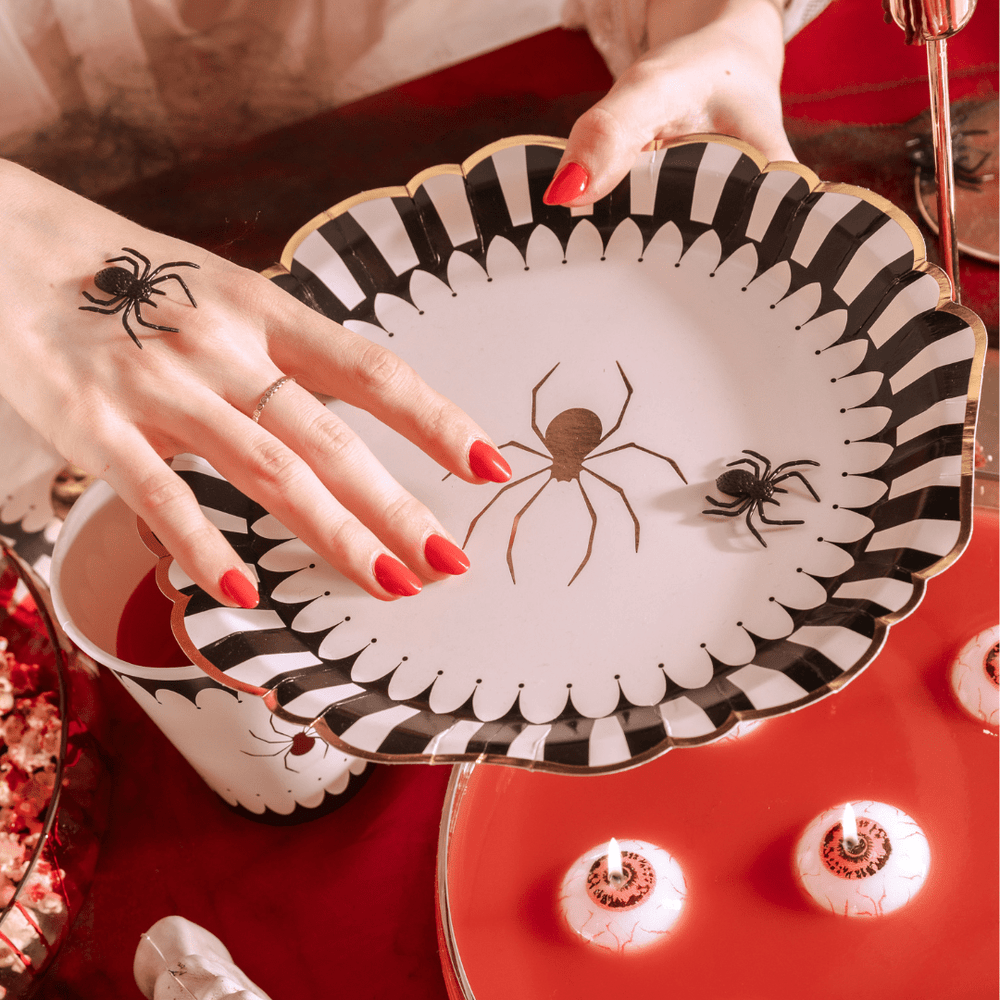 Beige & Black Scalloped Spider Paper Plates x 6 Disposable Plates Beige & Black Scalloped Spider Paper Plates x 6