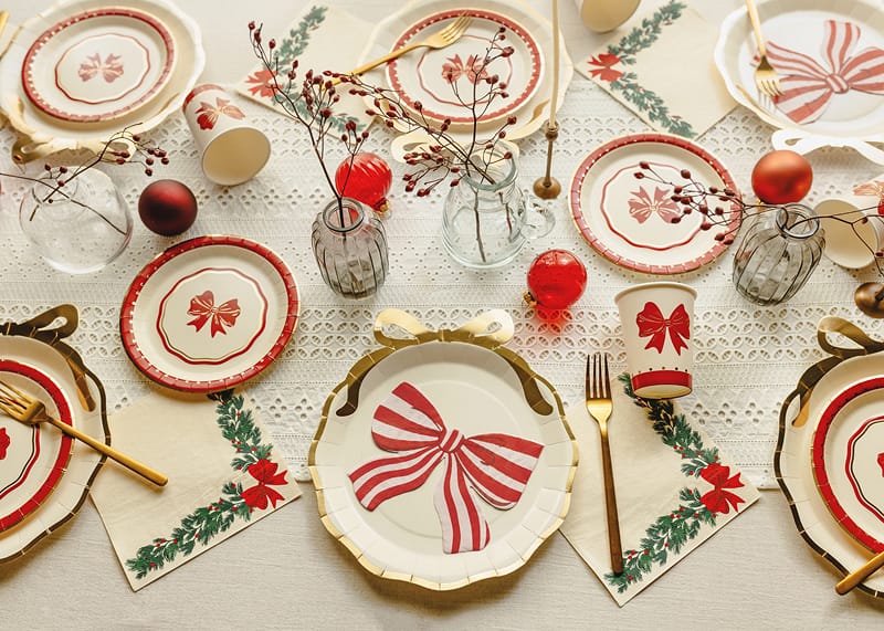 Beige &amp; Gold Bow Christmas Party Plates x 6 - Christmas Plates Disposable Plates Beige &amp; Gold Bow Christmas Party Plates x 6