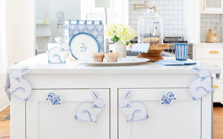 Blue Flower Small Party Plates x 8 Disposable Plates Blue Flower Small Party Plates x 8