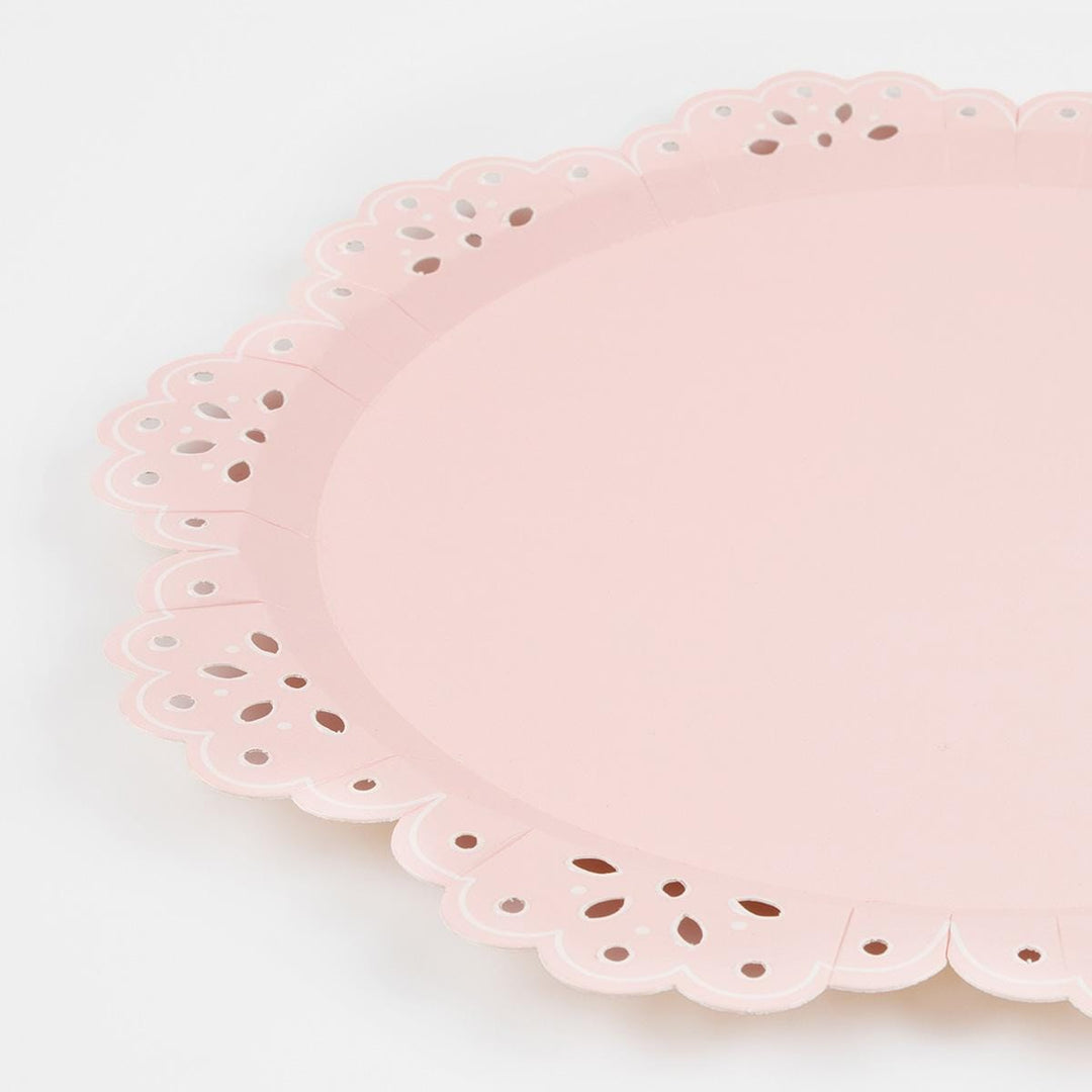 Broderie Anglaise Lace Dinner Party Plates x 8 | Meri Meri party plates Broderie Anglaise Lace Dinner Party Plates x 8