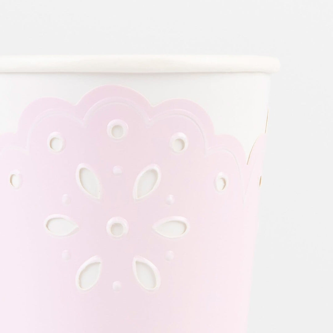 Broderie Anglaise Lace Party Cups x 8 | Meri Meri party cups Broderie Anglaise Lace Party Cups x 8