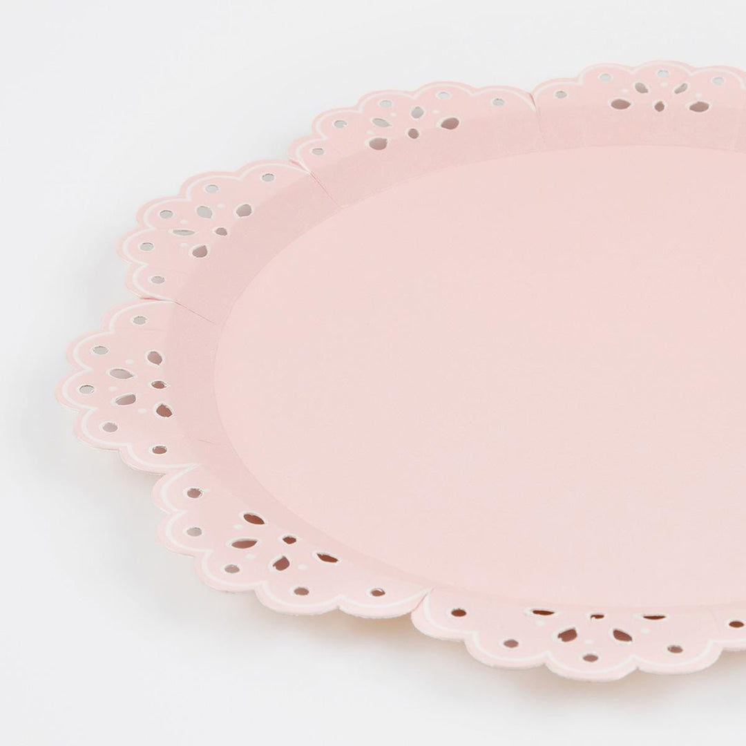 Broderie Anglaise Lace Side Party Plates x 8 | Meri Meri party plates Broderie Anglaise Lace Side Party Plates x 8