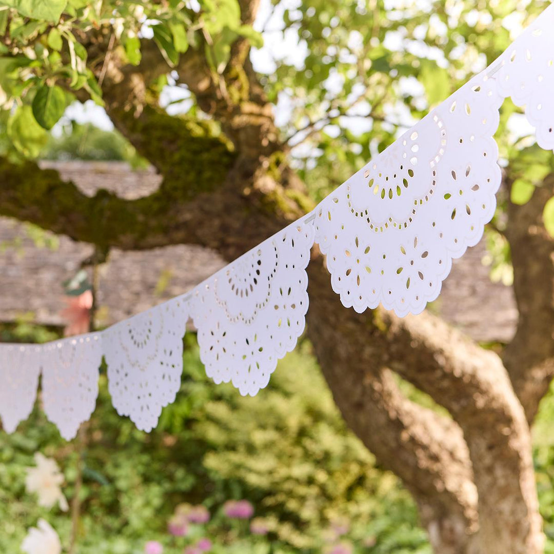Broderie Anglaise Lace White Pennant Party Garland Bunting Broderie Anglaise Lace White Pennant Party Garland