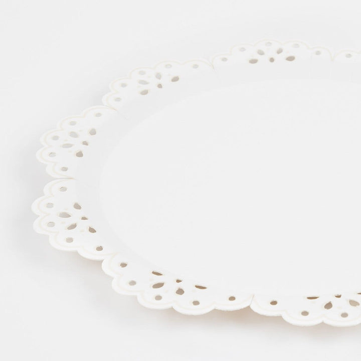 Broderie Anglaise Lace White Side Party Plates x 8 | Meri Meri party plates Broderie Anglaise Lace White Side Party Plates x 8