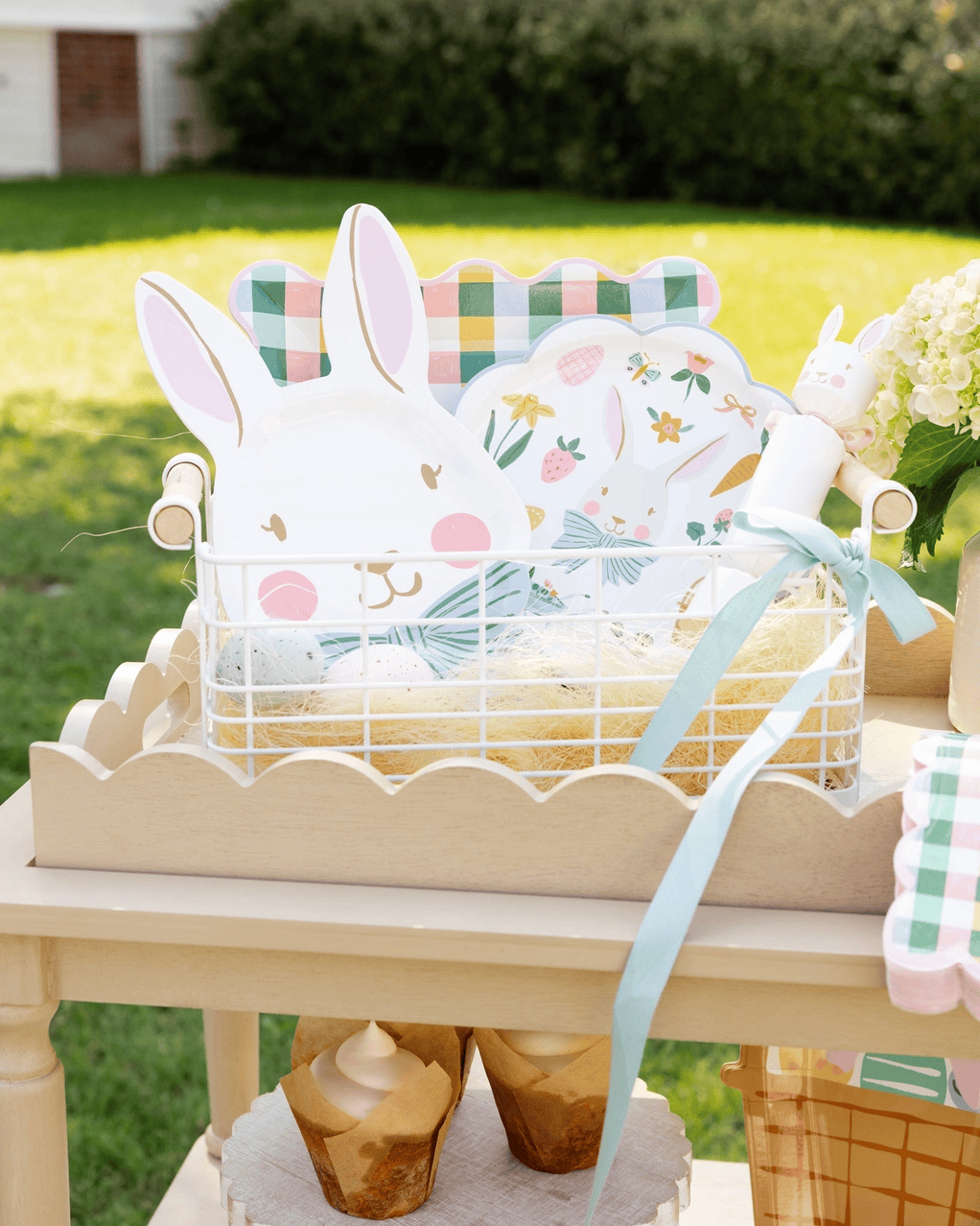 Bunny Face Shaped Plates x 8 Disposable Plates Bunny Face Shaped Plates x 8