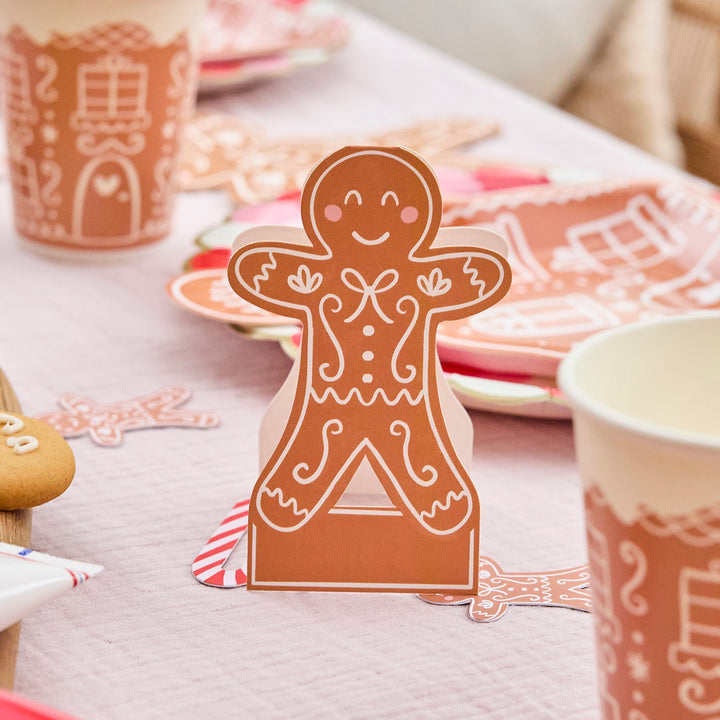 Christmas Gingerbread Place Cards x 10 | Christmas Party Supplies UK Party Decorations Christmas Gingerbread Place Cards x 10