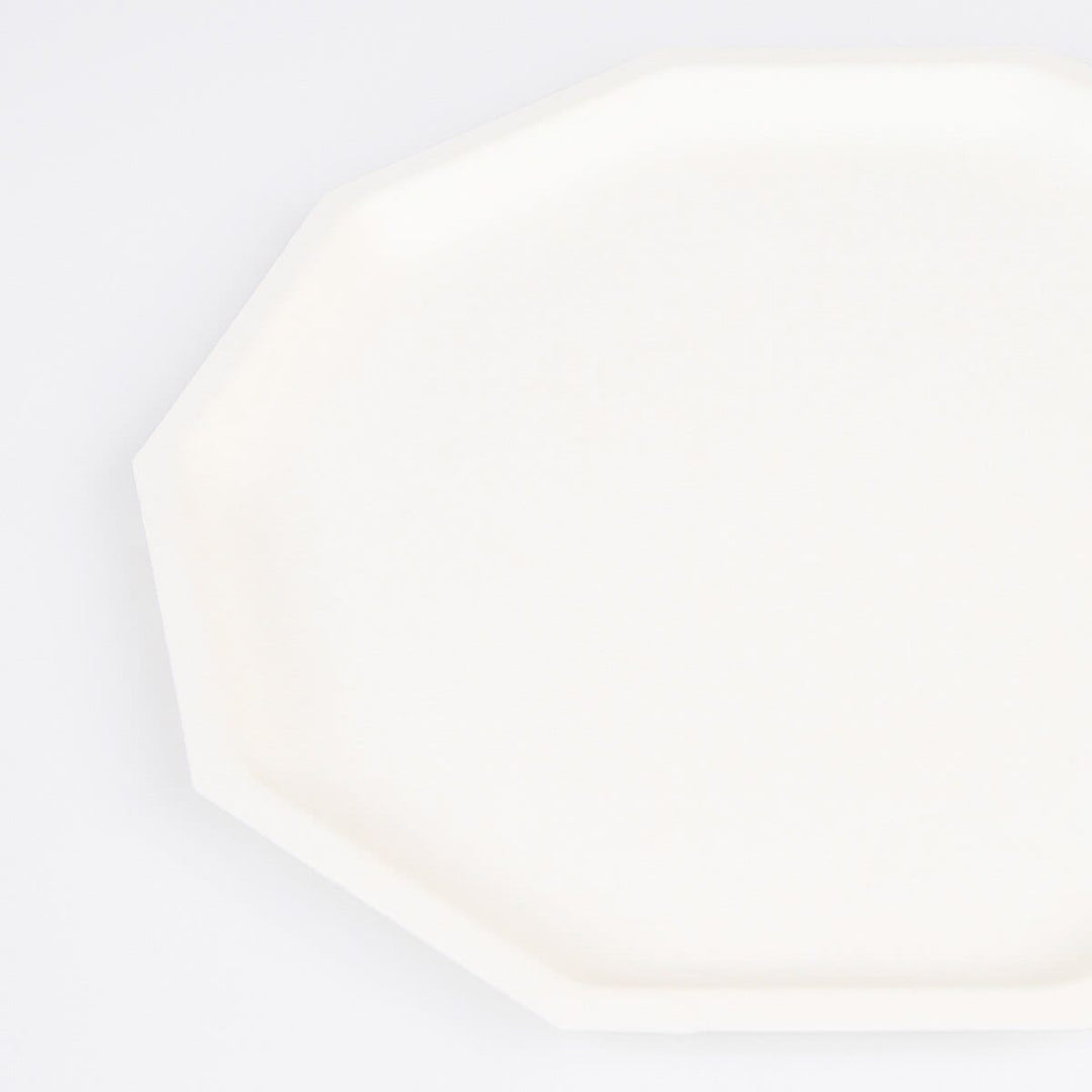 Cream Decagon Compostable Side Party Plates x 8 | Meri Meri party plates Cream Decagon Compostable Side Party Plates x 8