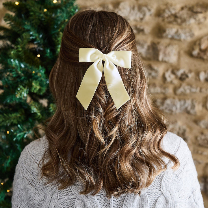 Cream Velvet Bow Clip Decorations x 6 | Hootyballoo Christmas Bows christmas decorations Cream Velvet Bow Clip Decorations x 6