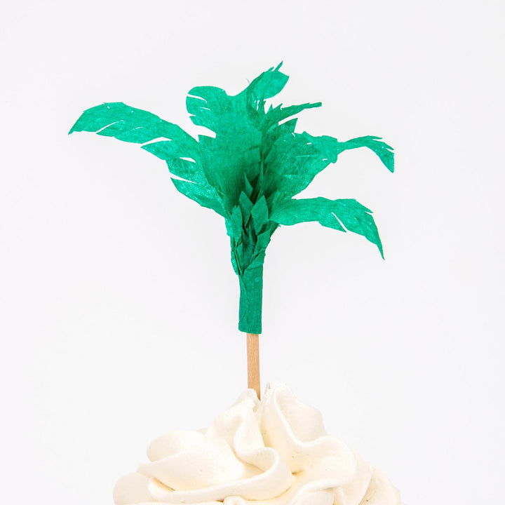 Dinosaur Kingdom Cupcake Kit x 24 | Cake Decorating UK Cake Decorating Supplies Dinosaur Kingdom Cupcake Kit x 24 toppers