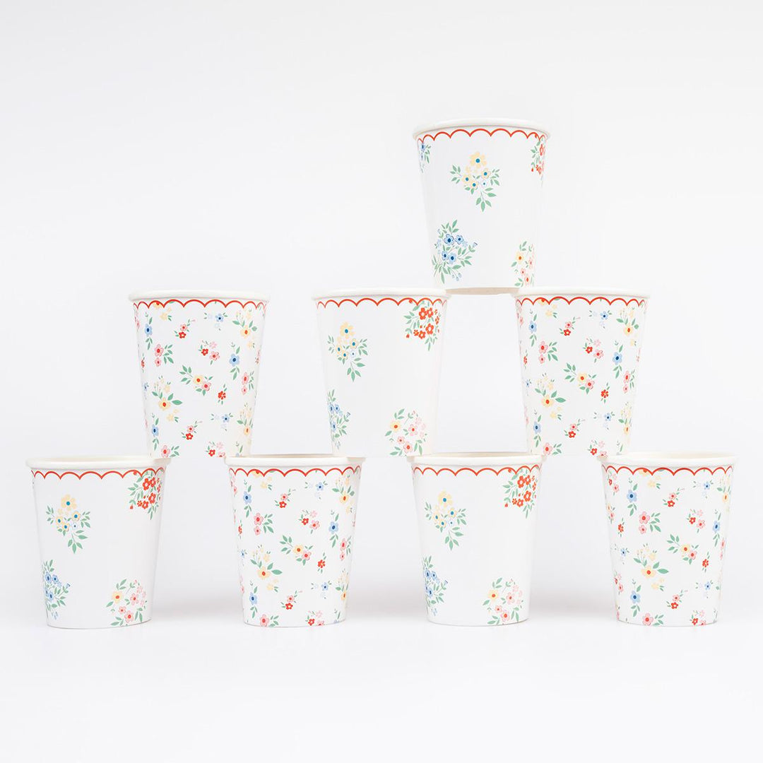 Ditsy Posy Scalloped Party Cups x 8 | Meri Meri party cups Ditsy Posy Scalloped Party Cups x 8