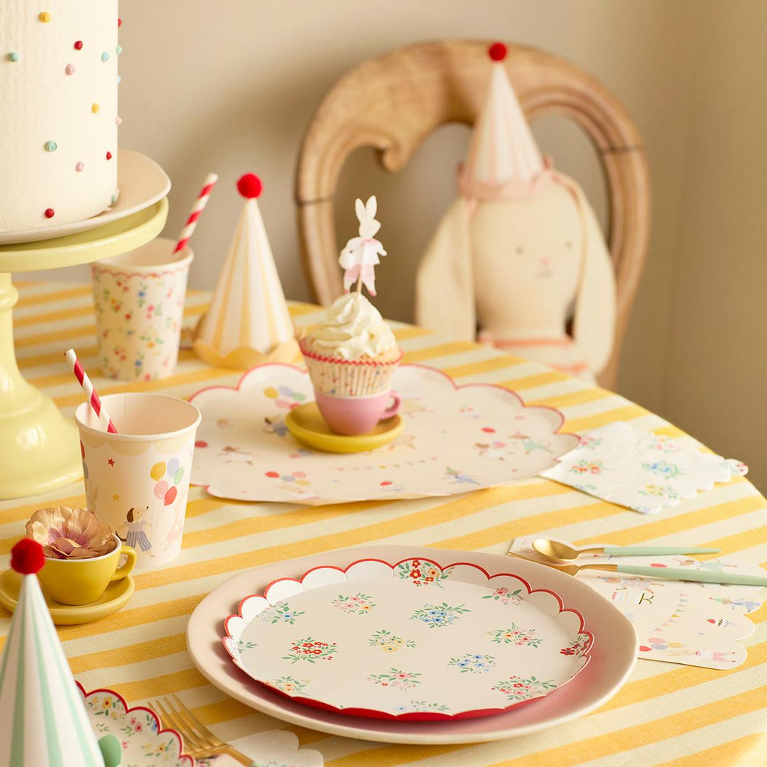 Ditsy Posy Scalloped Side Party Plates x 8 | Meri Meri party plates Ditsy Posy Scalloped Side Party Plates x 8