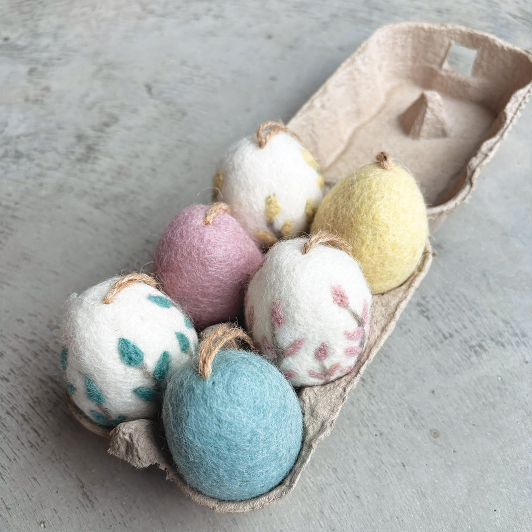 East of India Blue Floral Felted Easter Egg Decoration Easter Decoration East of India Floral Felted Easter Egg Hanging Decoration - Blue