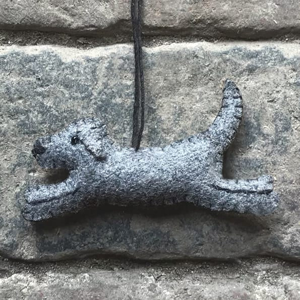 East of India Grey Felt Running Dog Hanging Decoration Hanging Decoration East of India Felt Running Dog Hanging Decoration - Grey