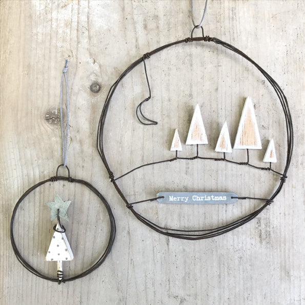East of India Large Rusty Wire Wreath | Christmas Trees Wreath East of India Large Rusty Wire Wreath Christmas Decoration - Christmas Trees