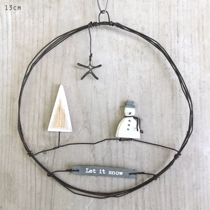 East of India Large Rusty Wire Wreath | Snowman Wreath East of India Large Rusty Wire Wreath Christmas Decoration - Snowman