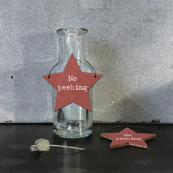 East of India Little Wooden Star Sign | No Peeking Christmas Decoration East of India Little Wooden Star Sign - No Peeking