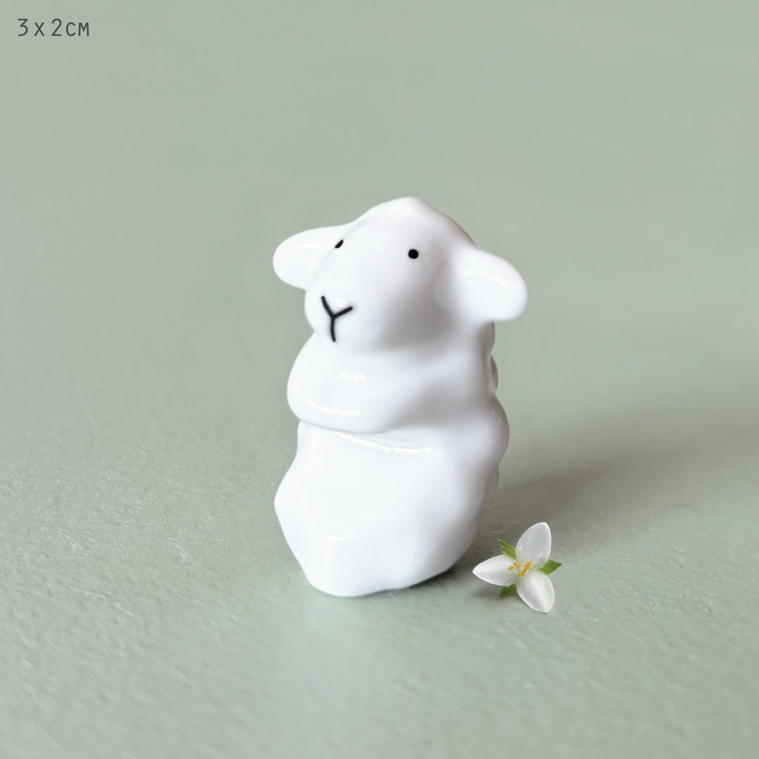 East of India Mini Porcelain Bowl Charm, Sheep ornament East of India Mini Porcelain Bowl Charm - Sheep