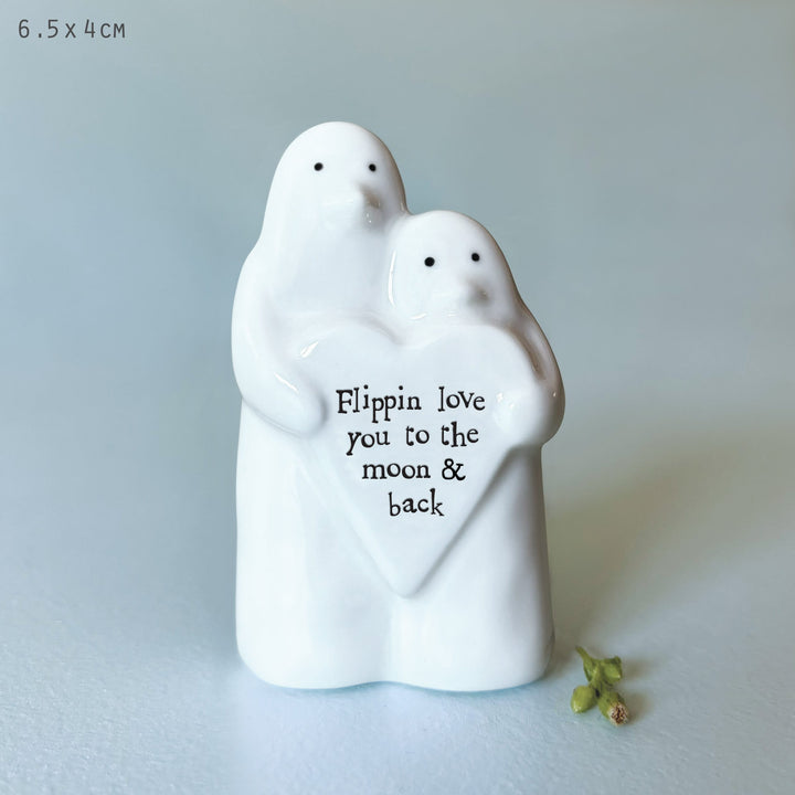 East of India Porcelain Animal Couple Ornament, Penguins ornament East of India Porcelain Animal Couple Ornament - Penguins