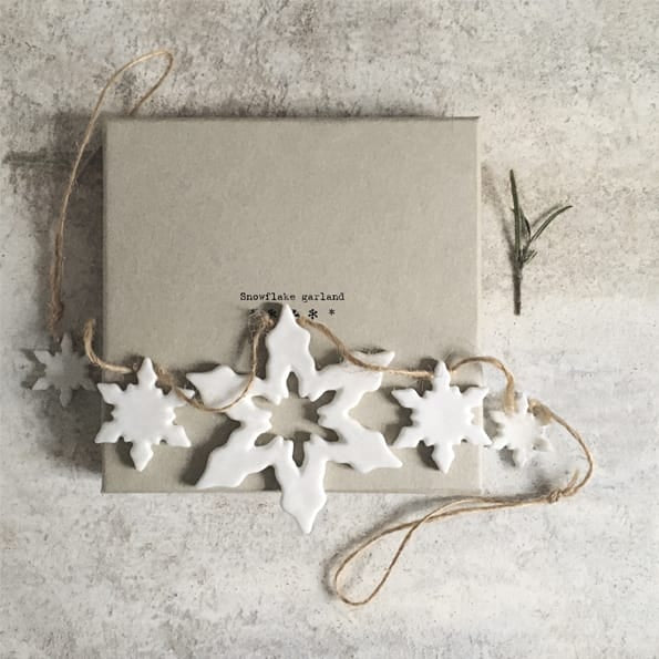 East of India Porcelain Snowflake Christmas Garland Garland East of India Porcelain Christmas Garland - Snowflakes