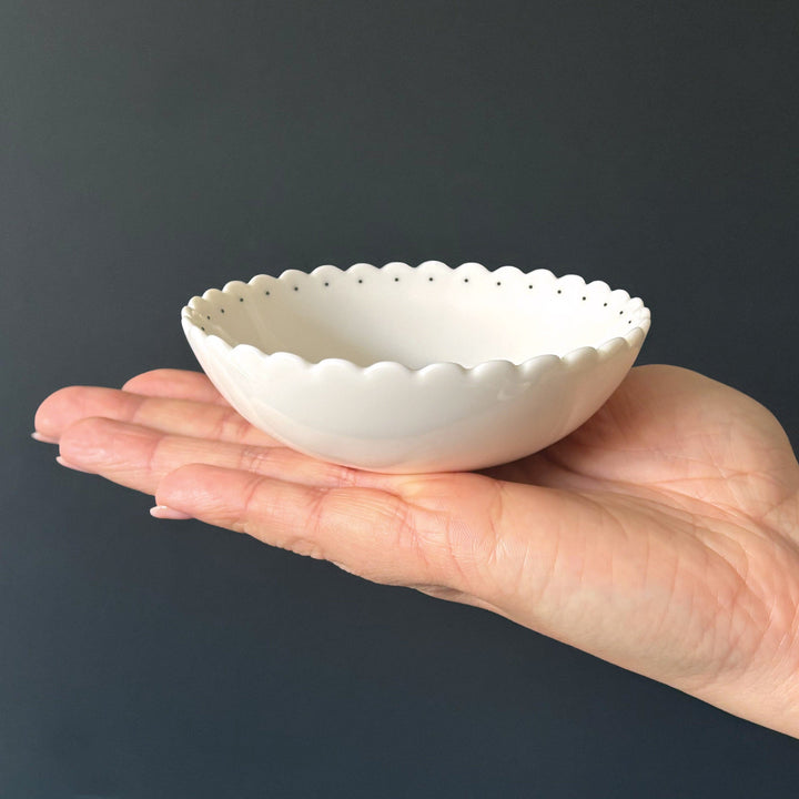 East of India Scallop Bowl - Here comes the sun dish East of India Scallop Bowl - Here comes the sun