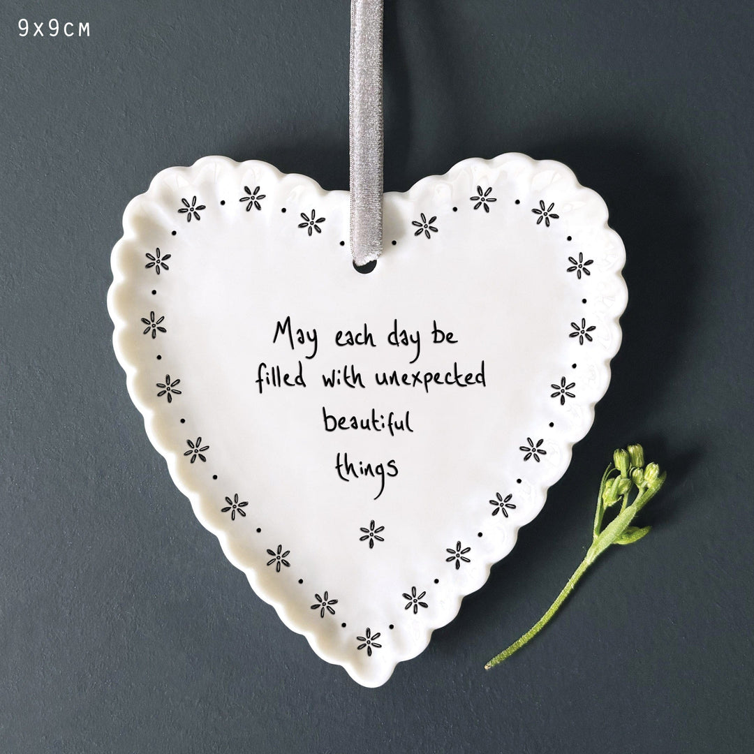 East of India Scallop Heart - Each day filled beautiful things Hanging Decoration East of India Scallop Heart - Each day filled beautiful things