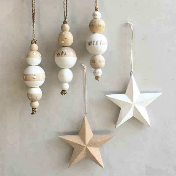 East of India Small Natural Wooden Star Decoration Christmas Decoration East of India Small Wooden Star Decoration - Natural