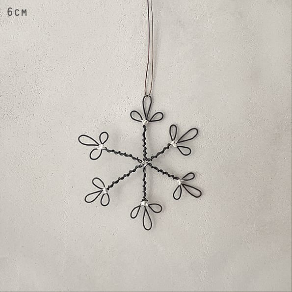 East of India Small Rusty Wire Snowflake Decoration Christmas Decoration East of India Rusty Wire Snowflake Christmas Decoration - Small