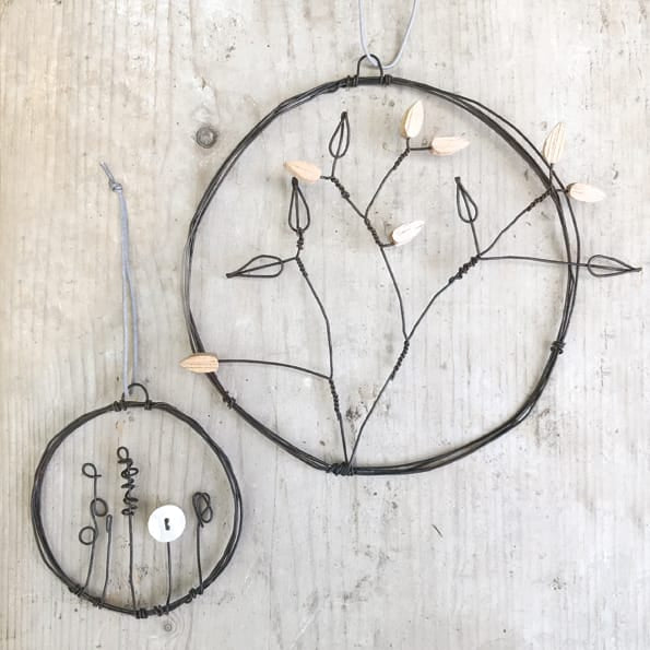 East of India Small Rusty Wire Wreath | Flowers Wreath East of India Small Rusty Wire Wreath - Flowers