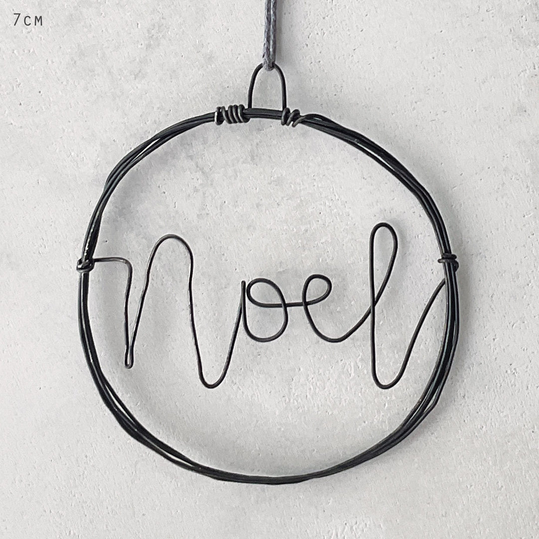East of India Small Rusty Wire Wreath | Noel Wreath East of India Small Rusty Wire Wreath Christmas Decoration - Noel