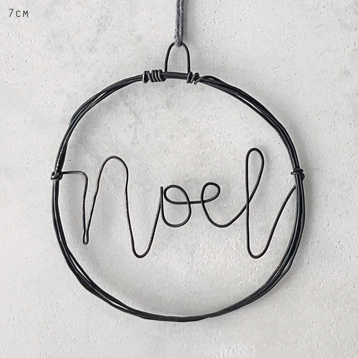 East of India Small Rusty Wire Wreath | Noel Wreath East of India Small Rusty Wire Wreath Christmas Decoration - Noel