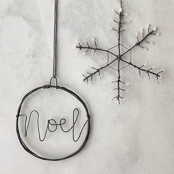 East of India Small Rusty Wire Wreath | Noel Wreath East of India Small Rusty Wire Wreath Christmas Decoration - Noel