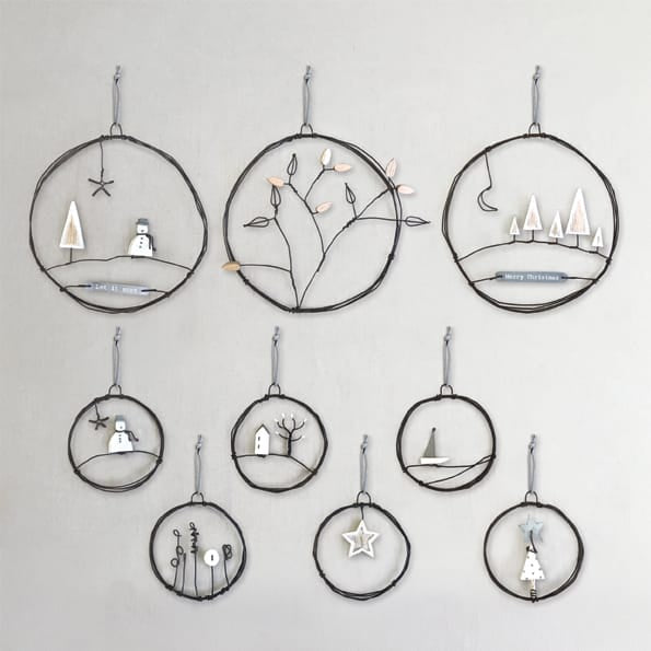 East of India Small Rusty Wire Wreath | Sail Boat Wreath East of India Small Rusty Wire Wreath - Sail Boat