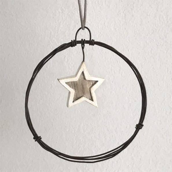 East of India Small Rusty Wire Wreath | Star Wreath East of India Small Rusty Wire Wreath Christmas Decoration - Star