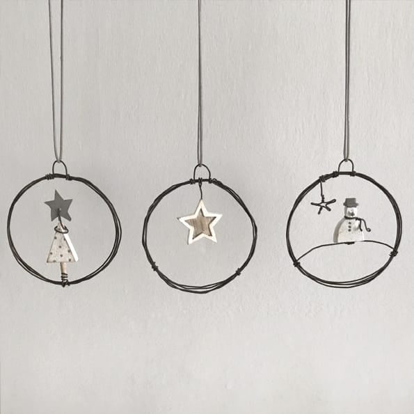 East of India Small Rusty Wire Wreath | Star Wreath East of India Small Rusty Wire Wreath Christmas Decoration - Star