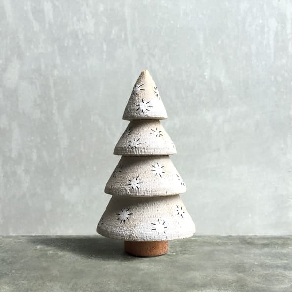 East of India Small Standing Wooden Dotty Christmas Tree Christmas Decoration East of India Standing Wooden Dotty Christmas Tree - Small