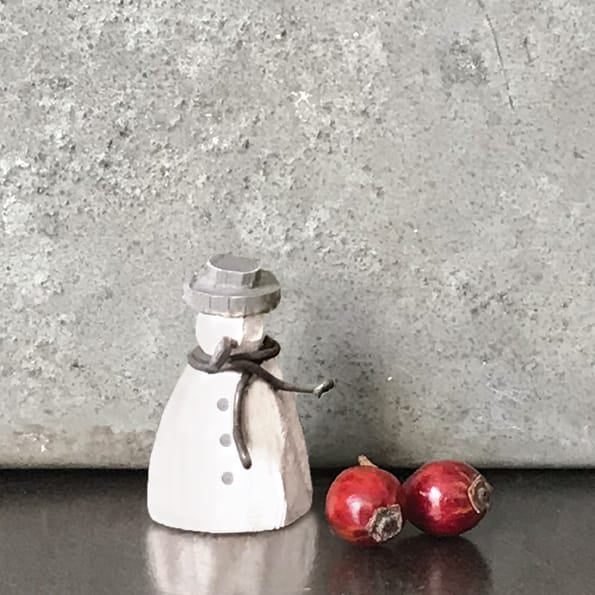 East of India Tiny Wooden Snowman Christmas Decoration Christmas Decoration East of India Tiny Wooden Snowman Christmas Decoration