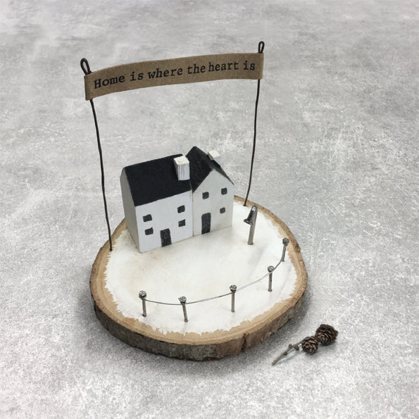 East of India Winter Wonderland Scene, Home Is Where Heart Is Christmas Decoration East of India Winter Wonderland Wooden Scene - Home Is Where Heart Is