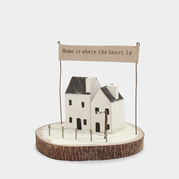 East of India Winter Wonderland Scene, Home Is Where Heart Is Christmas Decoration East of India Winter Wonderland Wooden Scene - Home Is Where Heart Is