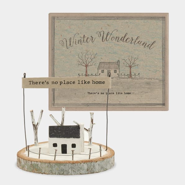 East of India Winter Wonderland Scene, No Place Like Home Christmas Decoration East of India Winter Wonderland Wooden Scene - No Place Like Home
